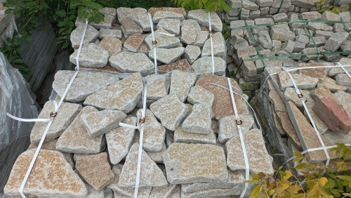 Плитняк гранитный галтованный купить в Забайкальском крае