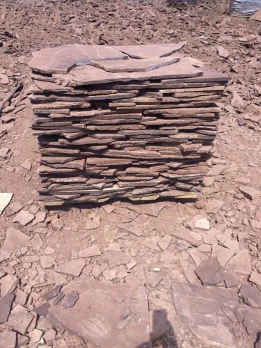 Плитняк лемезит бордовый для цоколя 1,5-2 см купить в Забайкальском крае