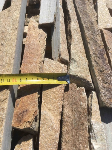 Горбушка златолит золотистый для облицовки купить в Забайкальском крае