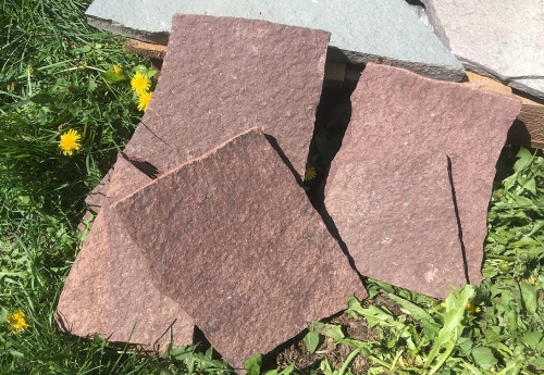 Плитняк лемезит бордовый для цоколя 1,5-2 см купить в Забайкальском крае