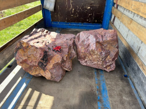 Ландшафтные глыбы красно-фиолетовые 200-1000 килограмм купить в Забайкальском крае