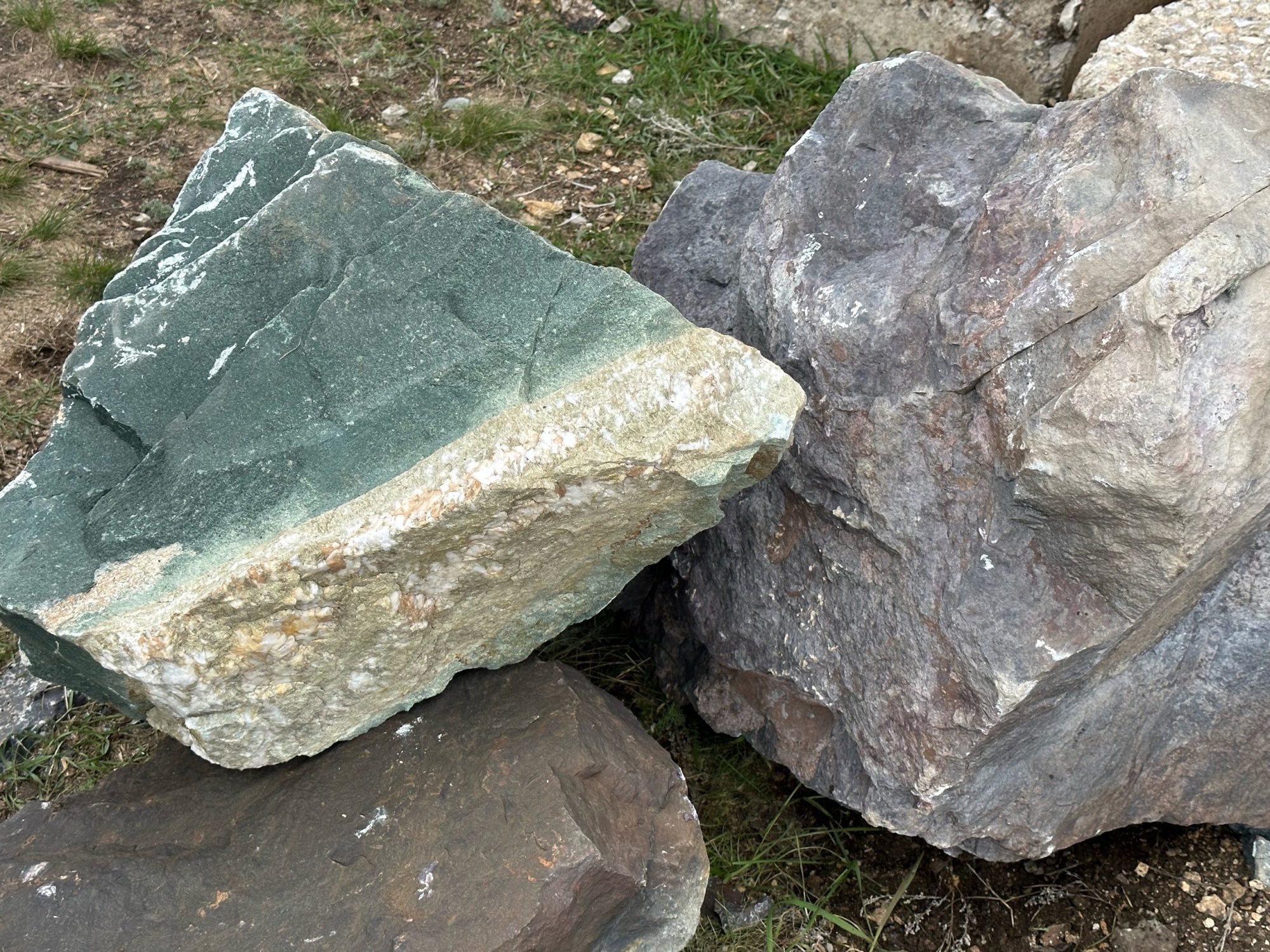 Камни для ландшафтного дизайна зелёные 10-60 килограмм купить в Забайкальском крае