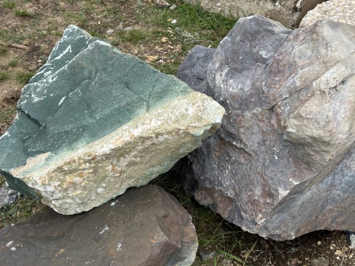 Камни для ландшафтного дизайна зелёные 10-60 килограмм купить в Забайкальском крае