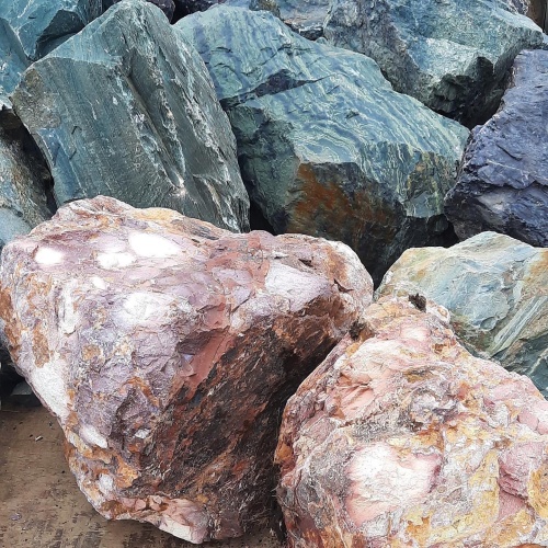 Ландшафтные глыбы красно-фиолетовые 200-1000 килограмм купить в Забайкальском крае
