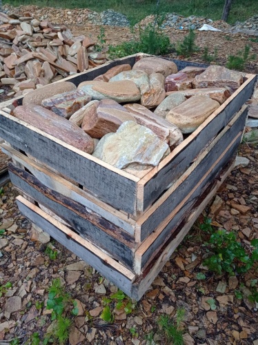 Златолит жёлтый, жёлто-зелёный глыбки и валуны для ланшафтного дизайна купить в Забайкальском крае