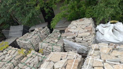 Гранитный плитняк галтованный для парковки купить в Забайкальском крае