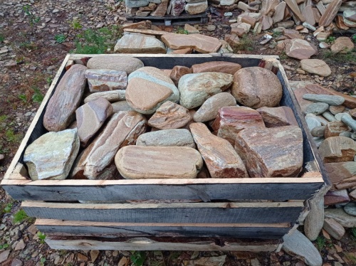 Златолит жёлтый, жёлто-зелёный глыбки и валуны для ланшафтного дизайна купить в Забайкальском крае